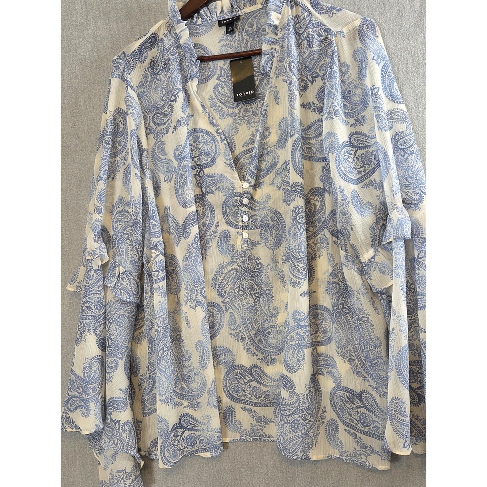 Torrid 3X Chiffon Ruffle Sleeve Top Blouse Blue Paisley Cottagecore Career NEW